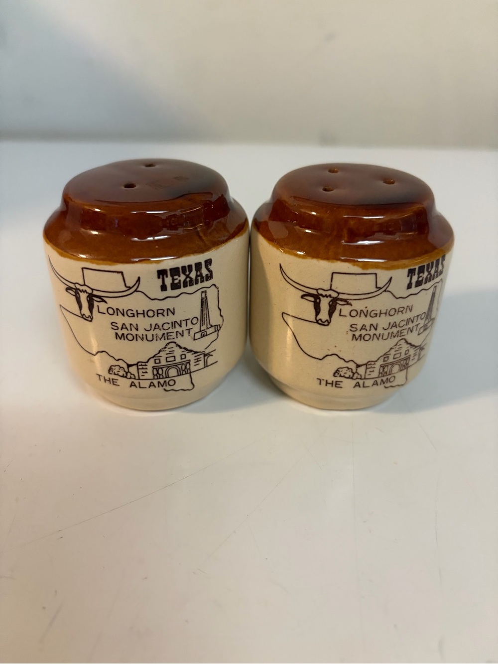 Vintage Texas Souvenir Salt Pepper Shakers Alamo Longhorn San Jacinto Ceramic